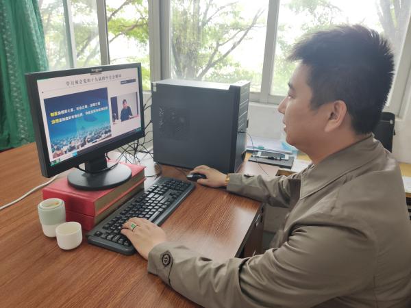 文化與傳播學院 以網絡文化傳播為抓手，深化學習型黨組織建設